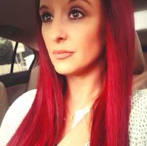 Meet your Posher, Nikki